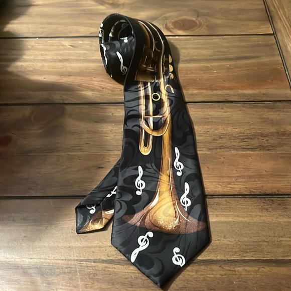 PHINEAS CREED Men’s Basketball Tie - Picture 1 of 4